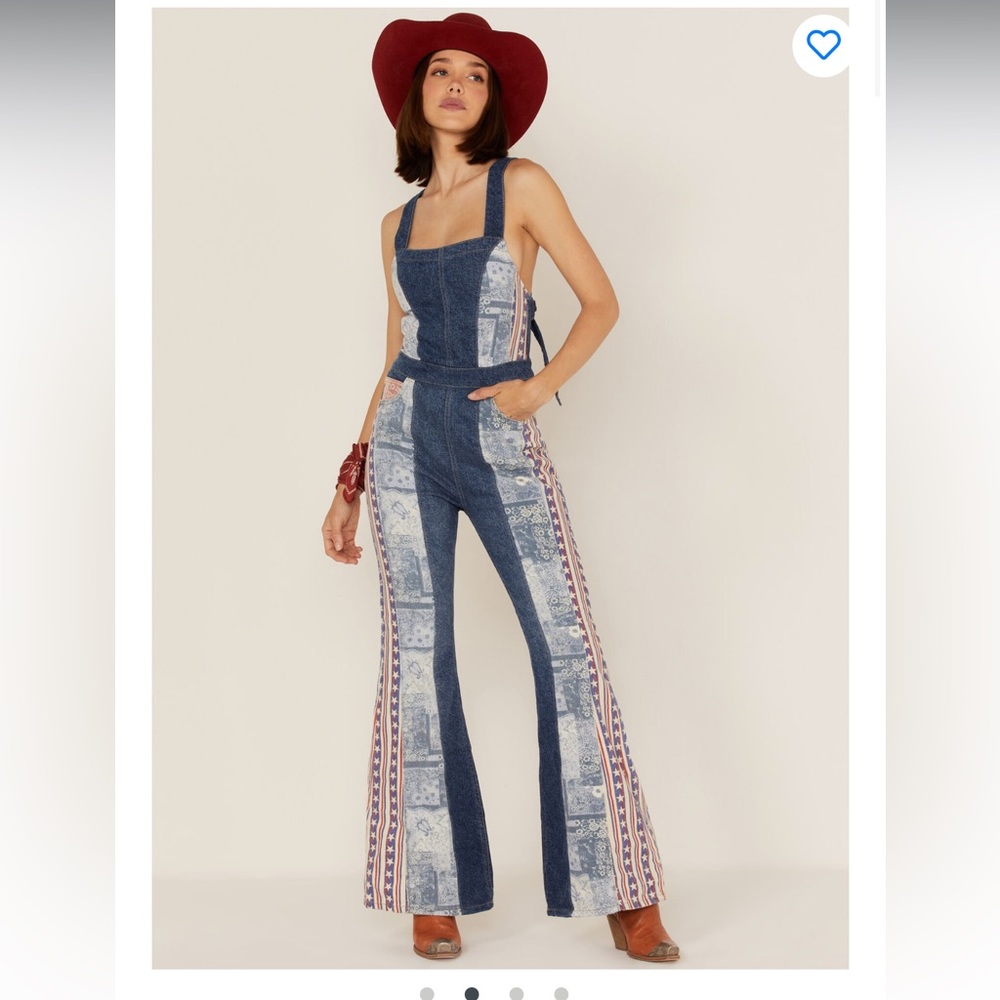 New with tags Free people jumper.